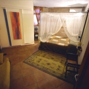 Bedroom of the Shakespeare Apartment