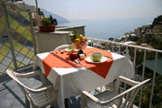 Meersicht vom Balkon der Ferienwohnung Carla n° 9 in Positano aus