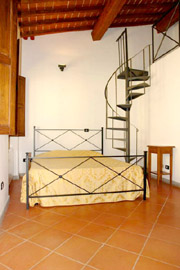 Florenz Urlaub Miete: Doppelschlafzimmer der Urlaubswohnung Benozzo in Florenz